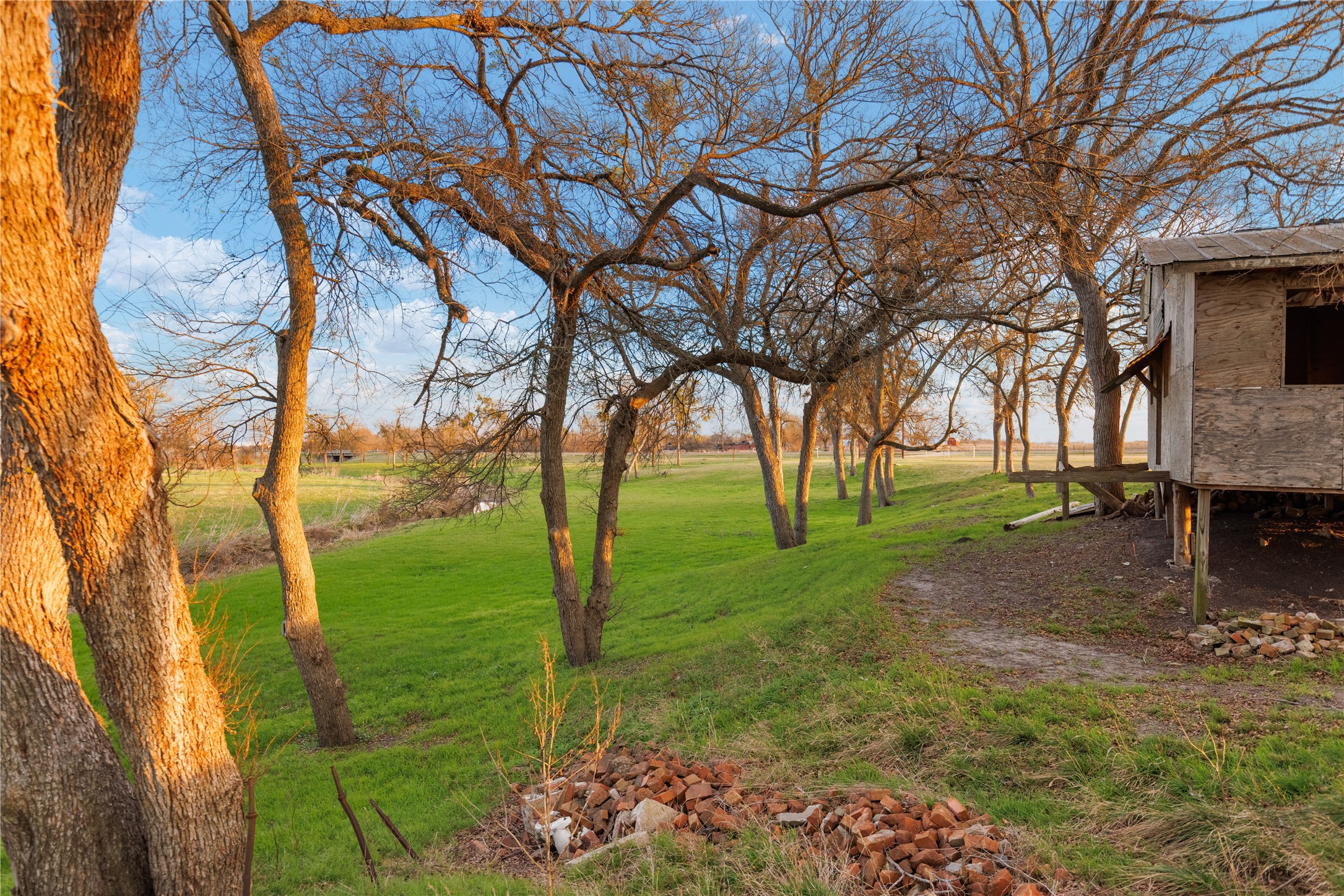 7546 W Highway 164 Mart TX 76664