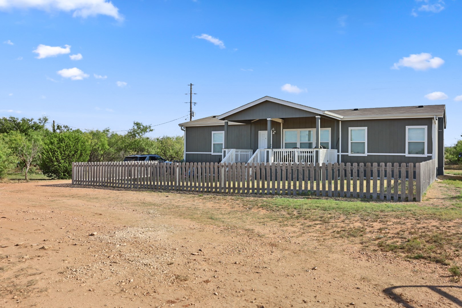 1078 County Road 498 Goldsboro TX 79519