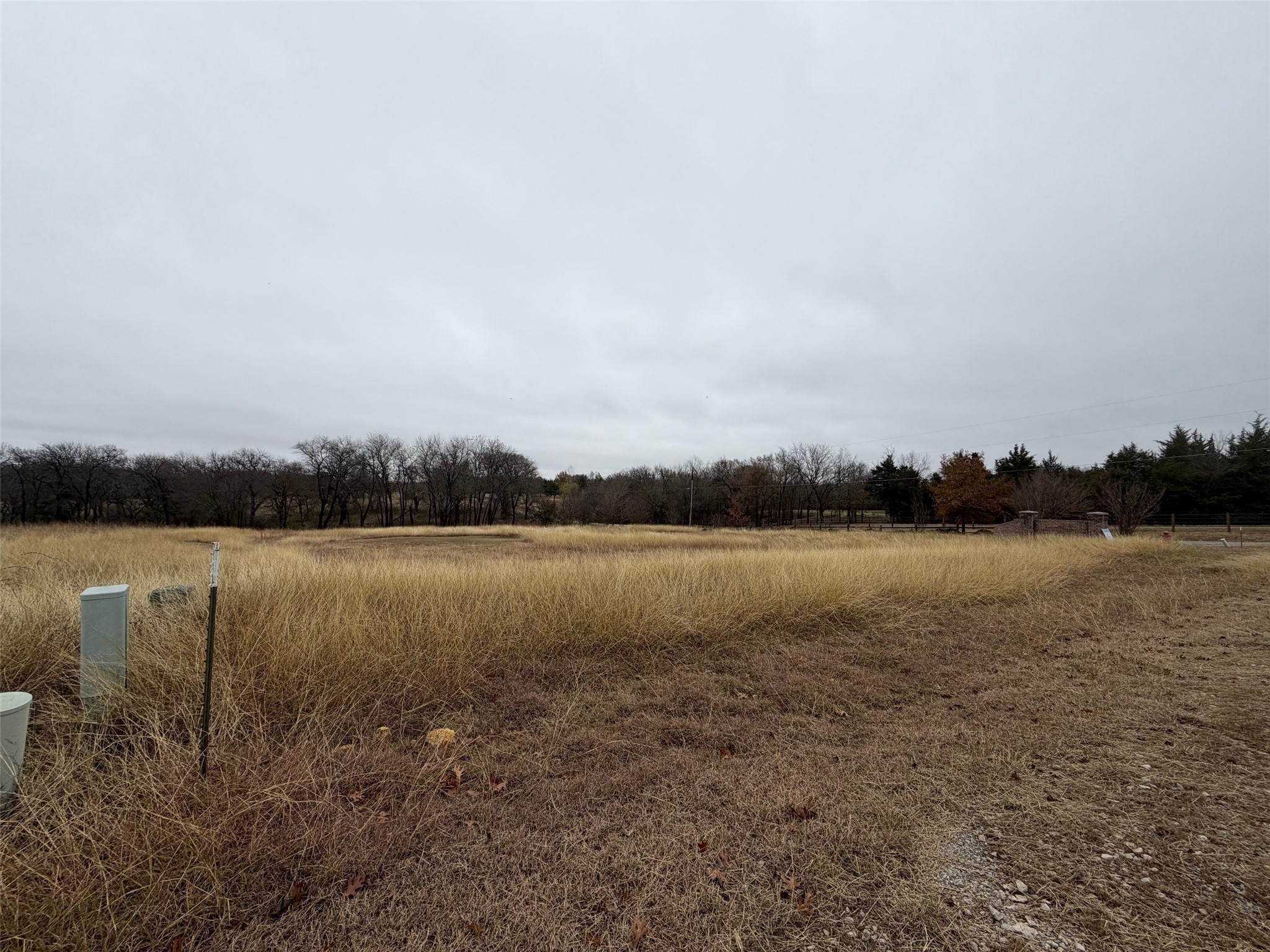 20 Golf Walk Circle Denison TX 75020