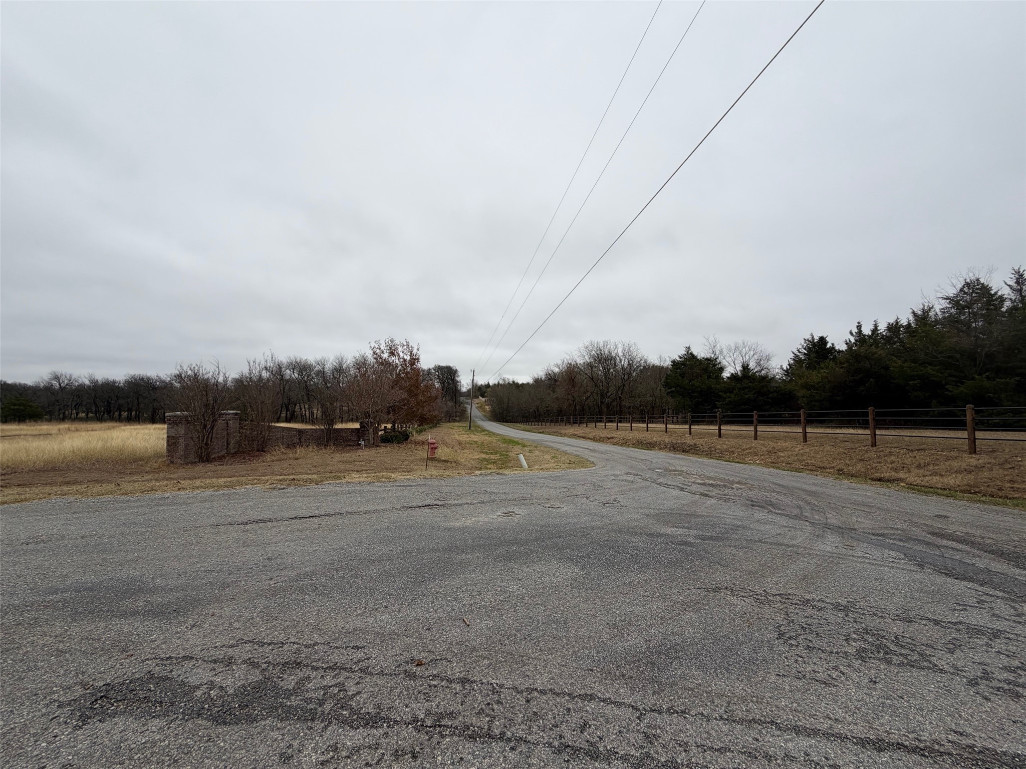 20 Golf Walk Circle Denison TX 75020