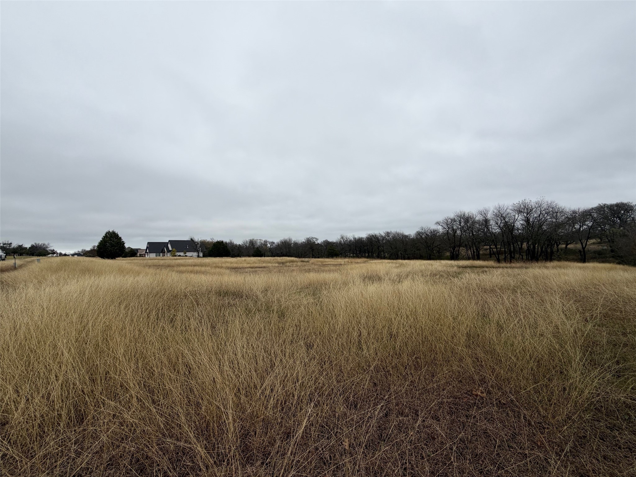 20 Golf Walk Circle Denison TX 75020
