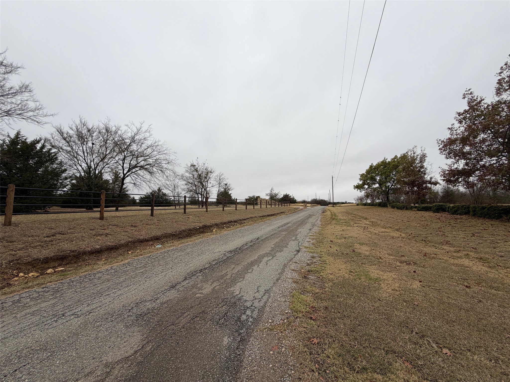 20 Golf Walk Circle Denison TX 75020