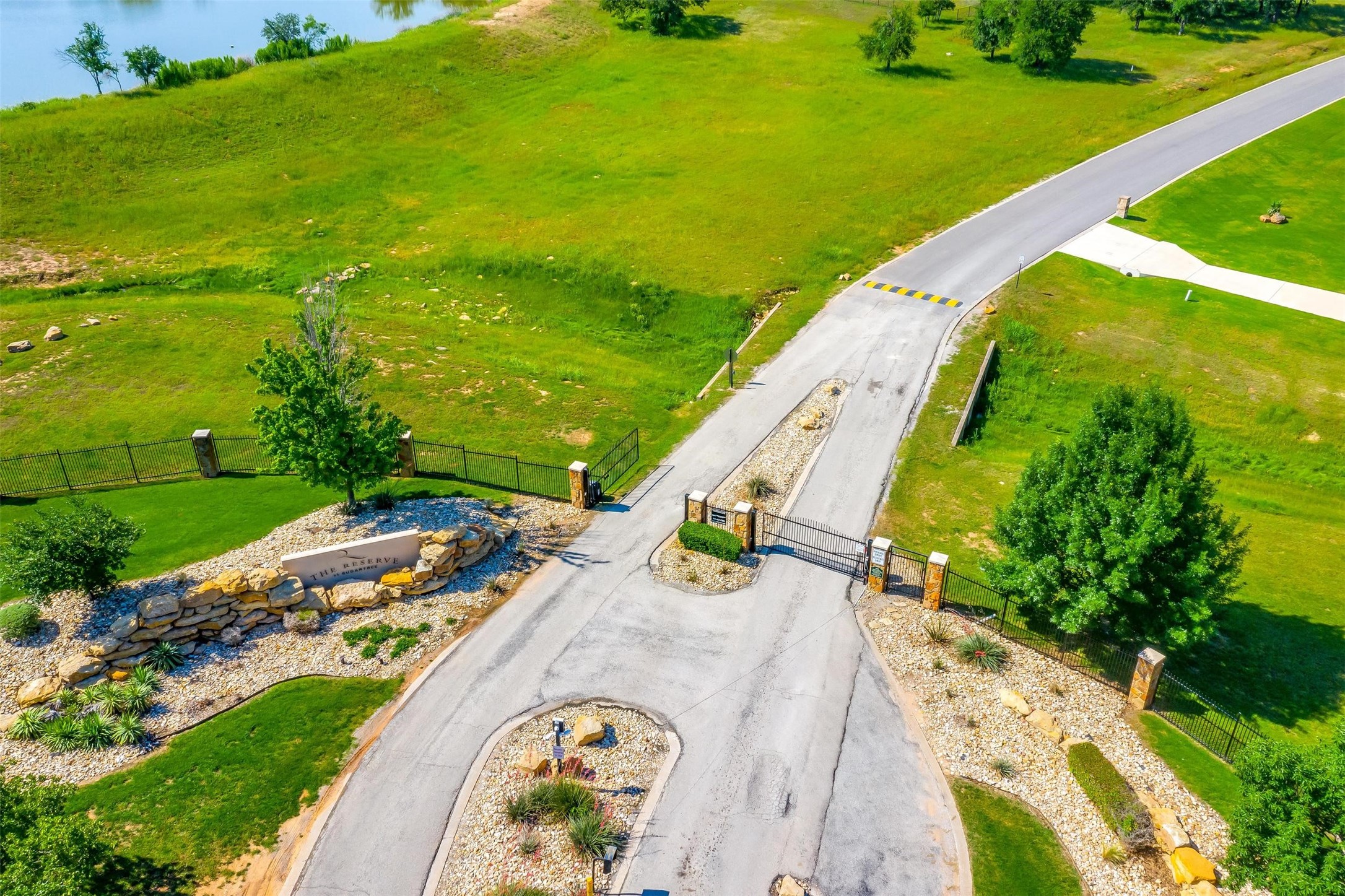 720 S Sugartree Drive Lipan TX 76462