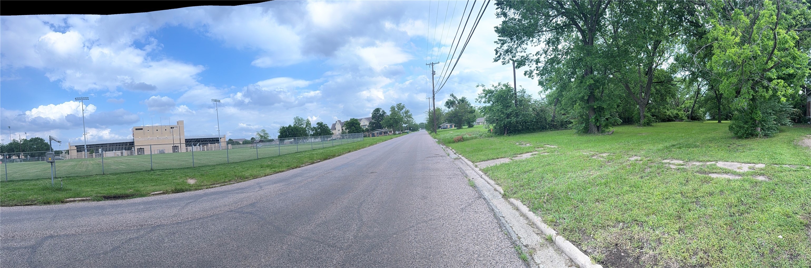 812 N Willow Street Sherman TX 75090