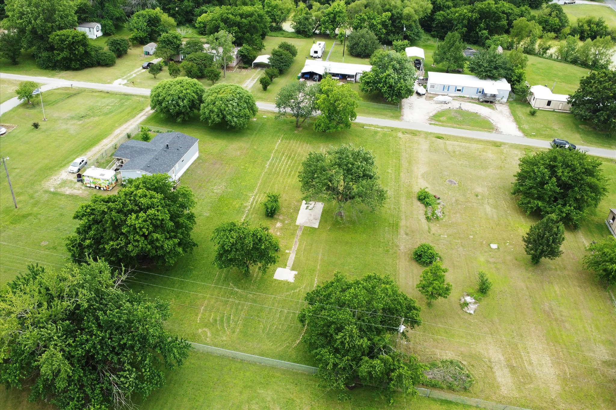 507 Deer Run Southmayd TX 75092