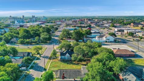 714 N Walnut Street Sherman TX 75090