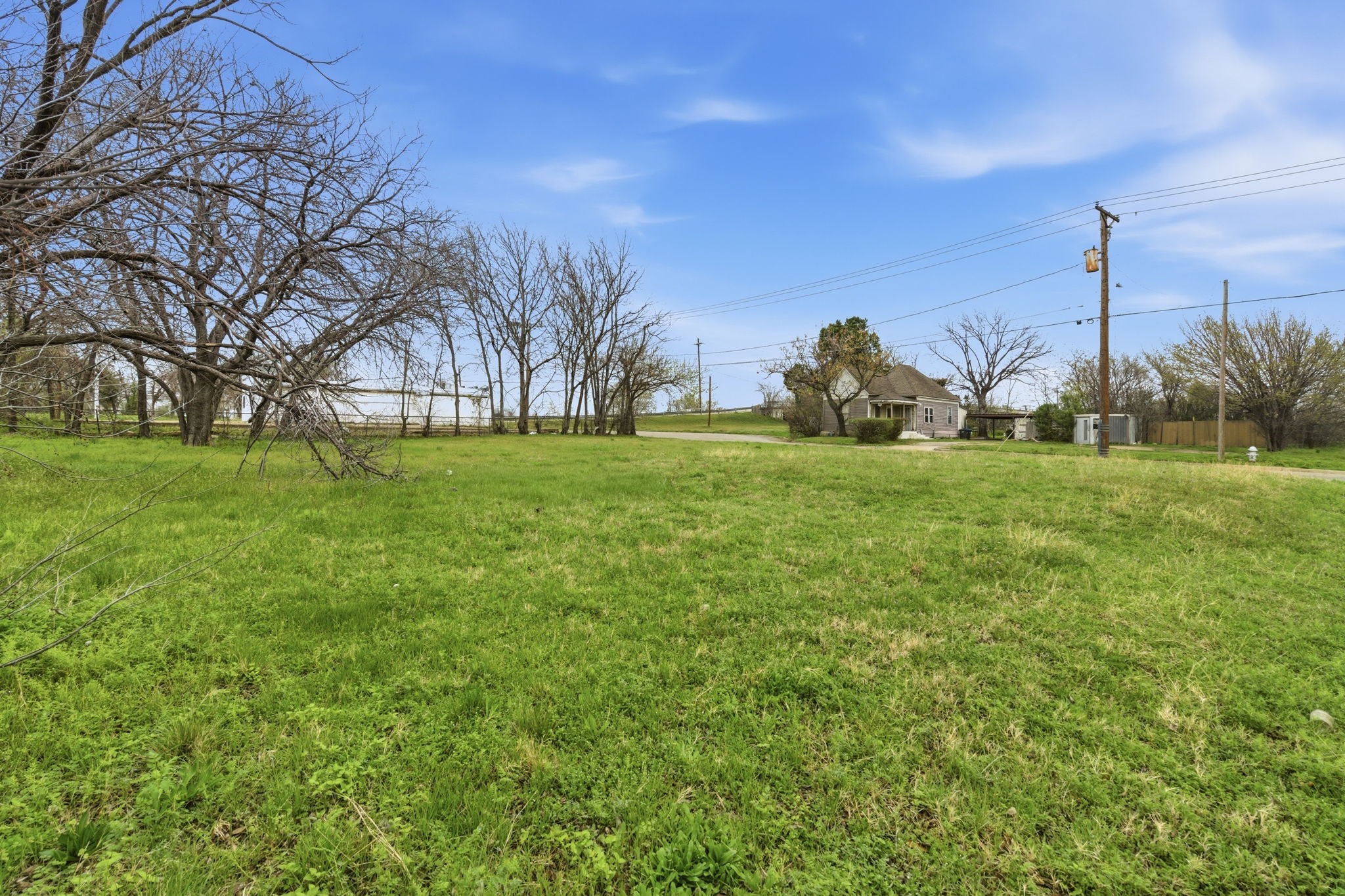 311 E Cannon Street Fort Worth TX 76104