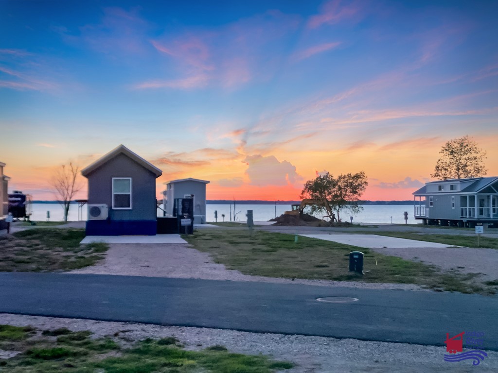 6397 Peninsula Road Kerens TX 75144