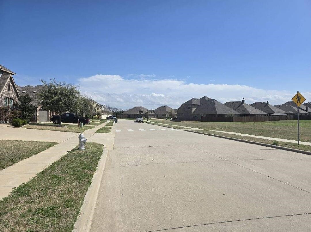 417 Berkshire Lane Sherman TX 75092