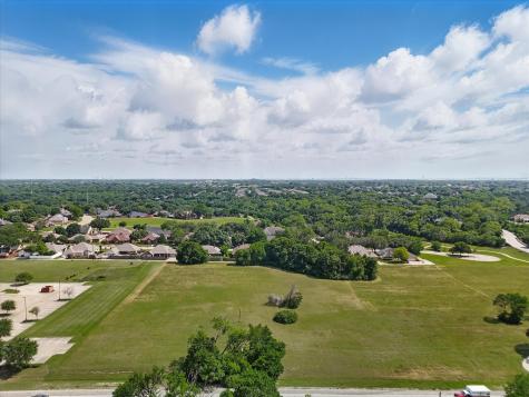 699 W Wintergreen Road Desoto TX 75115