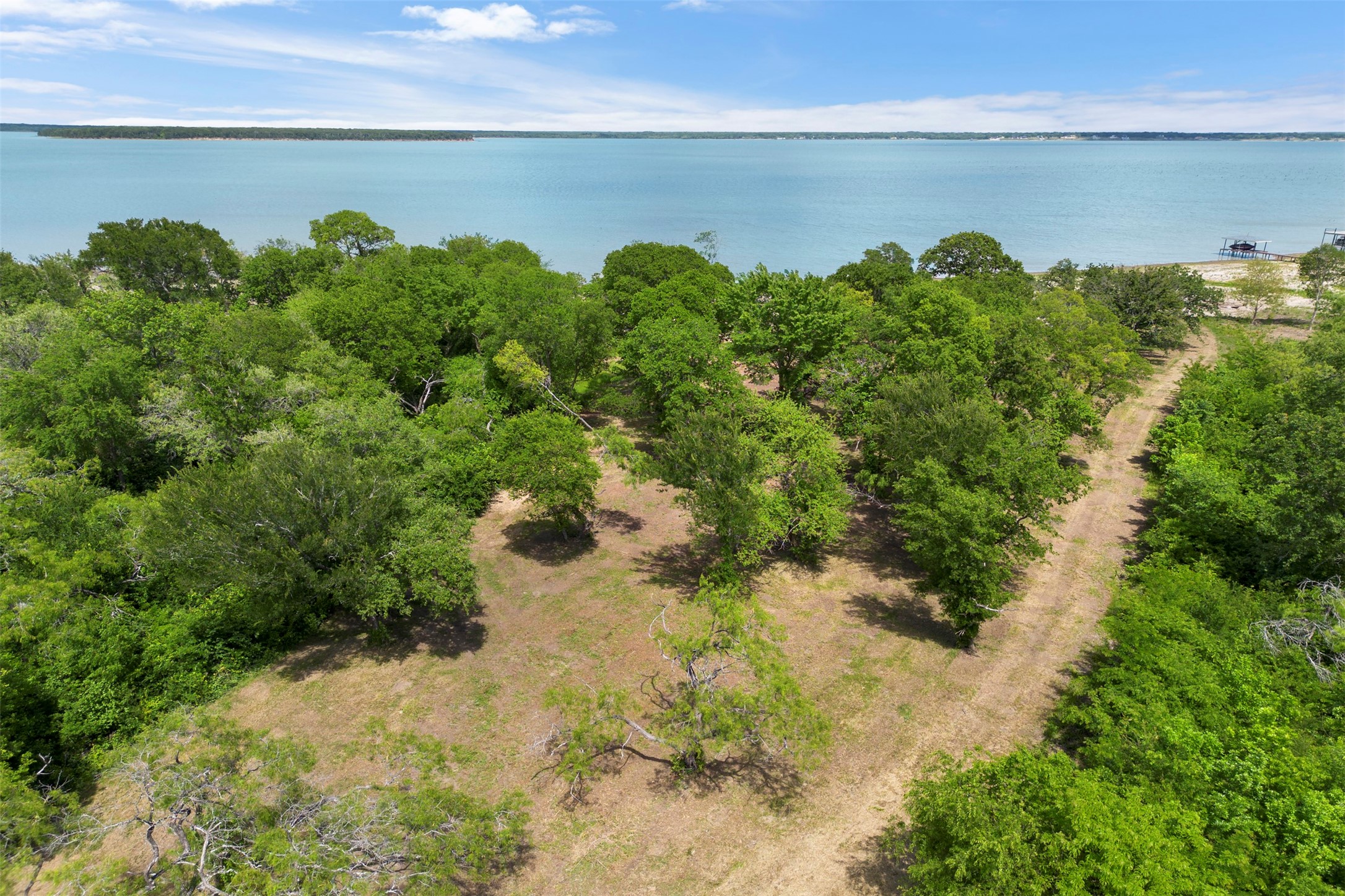 8471 Southern Shore Court Kemp TX 75143