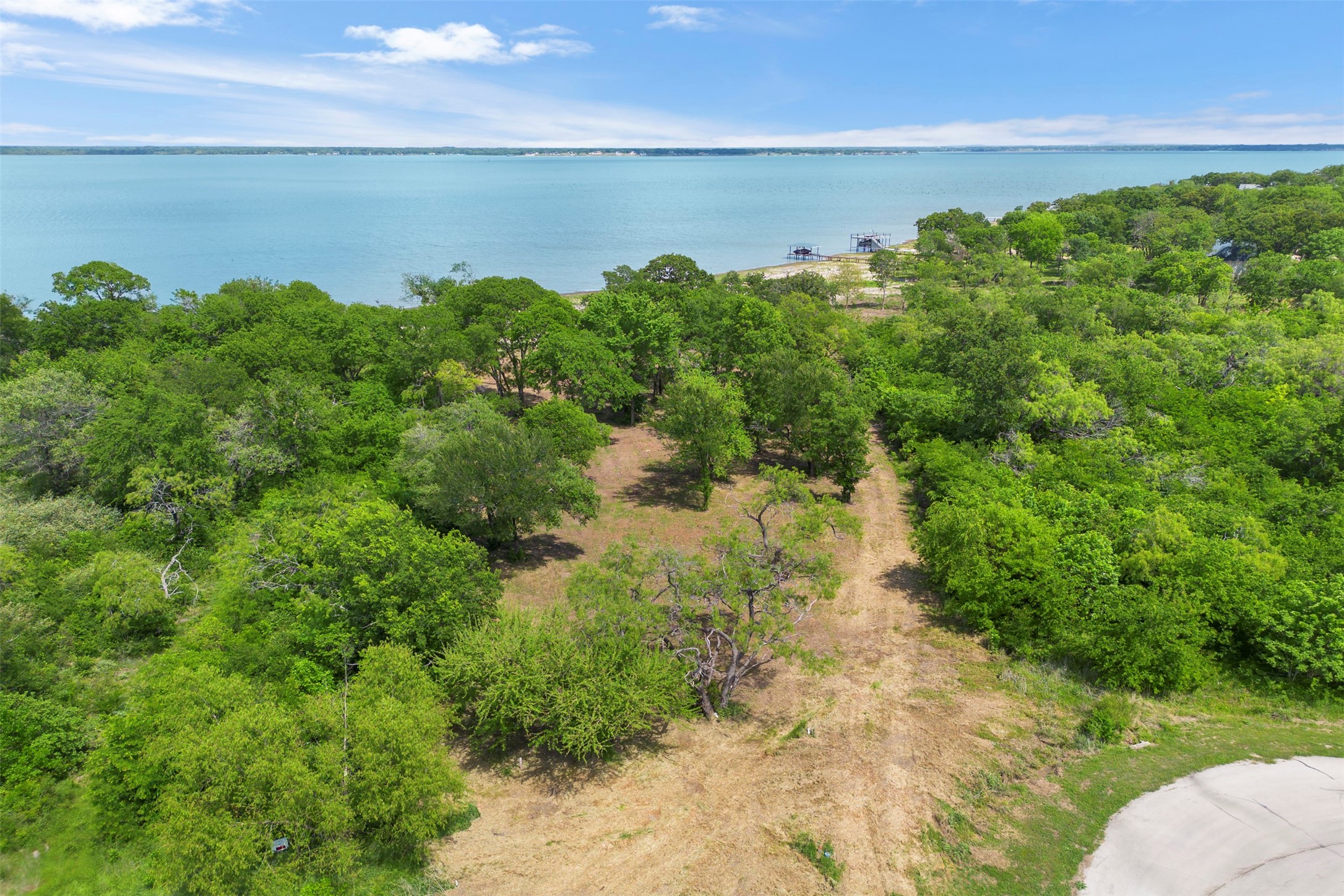 8471 Southern Shore Court Kemp TX 75143