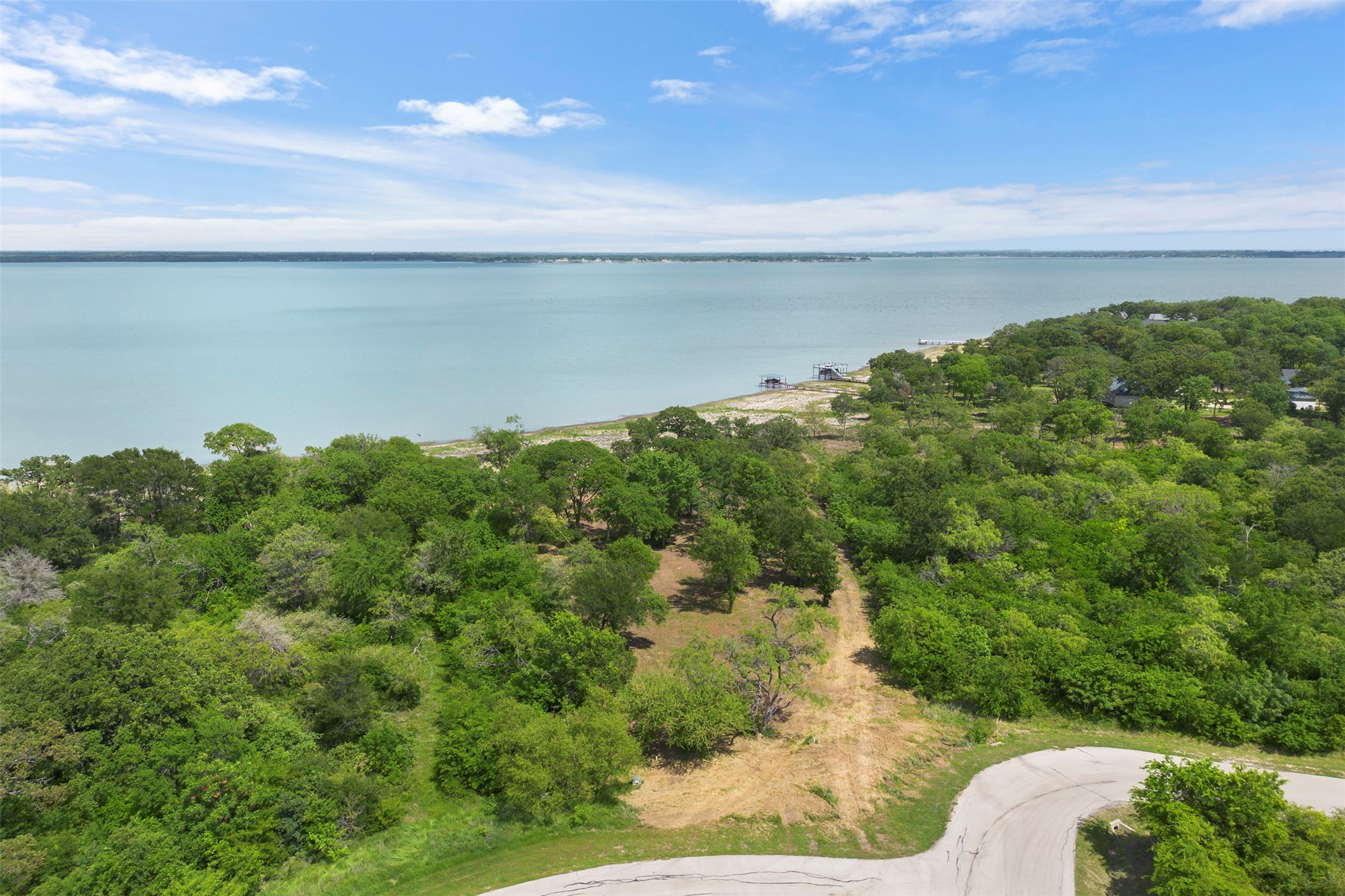 8471 Southern Shore Court Kemp TX 75143