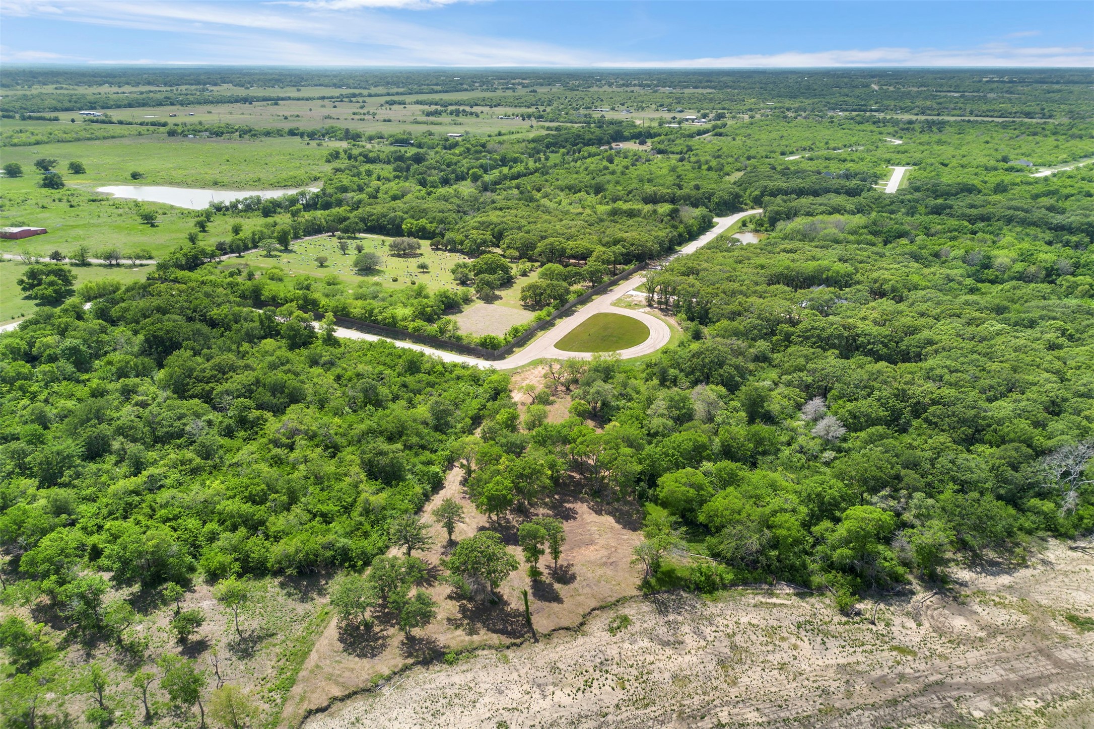8471 Southern Shore Court Kemp TX 75143