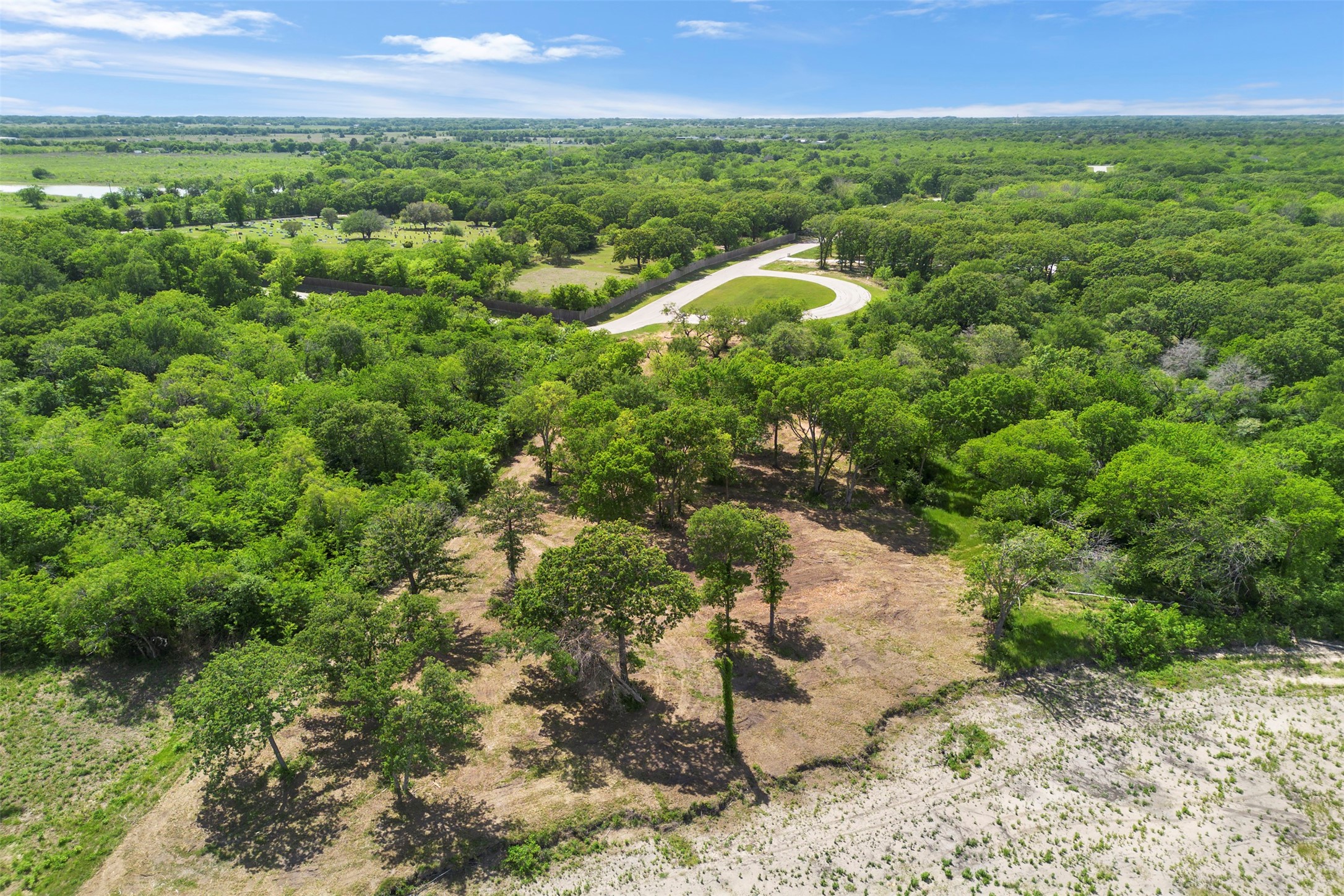 8471 Southern Shore Court Kemp TX 75143