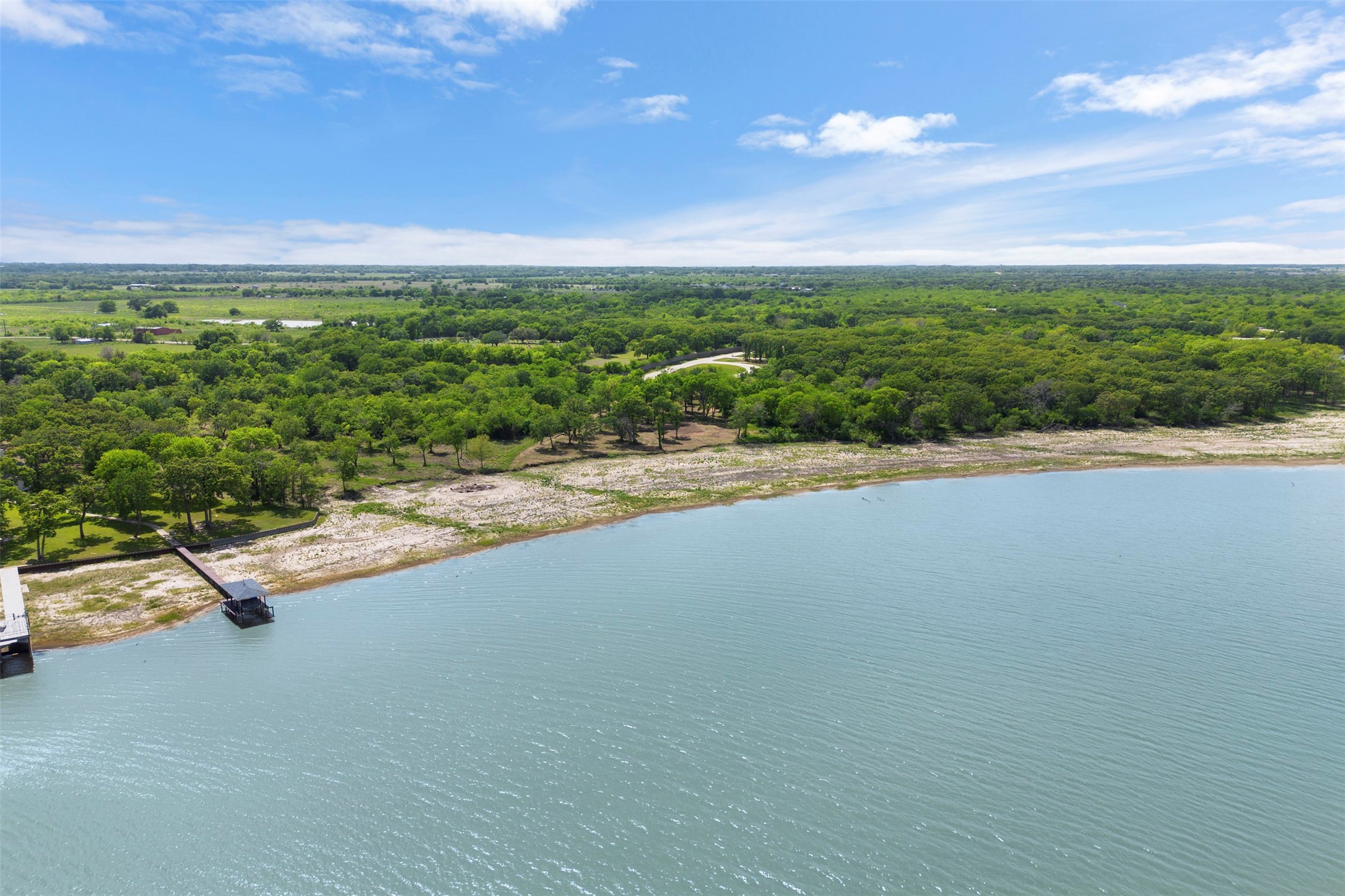8471 Southern Shore Court Kemp TX 75143