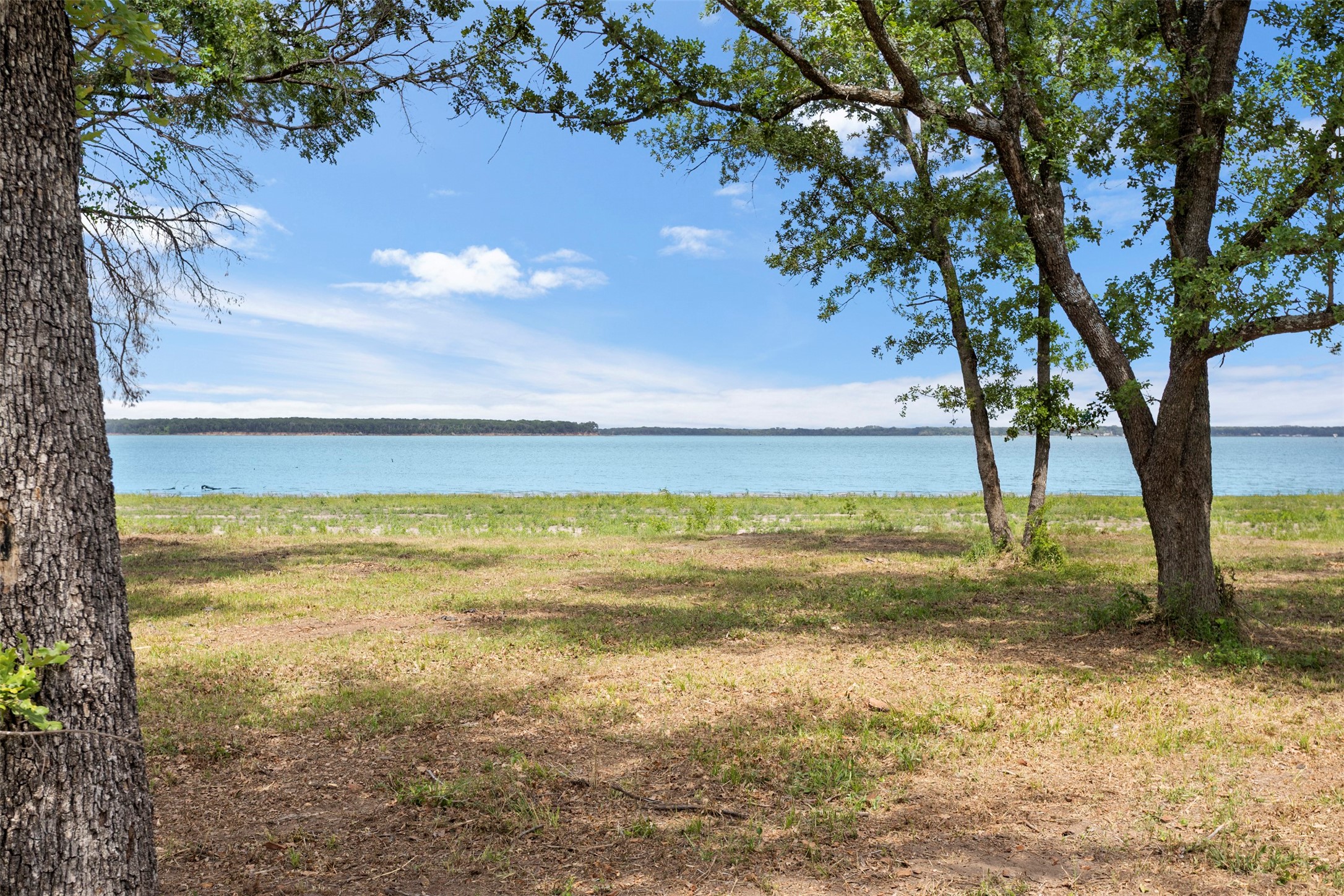 8471 Southern Shore Court Kemp TX 75143