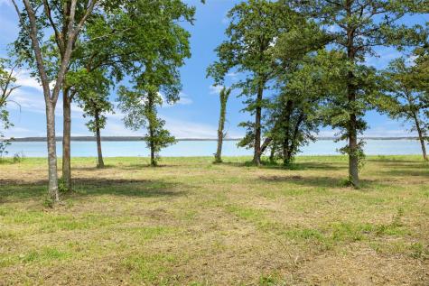 8471 Southern Shore Court Kemp TX 75143