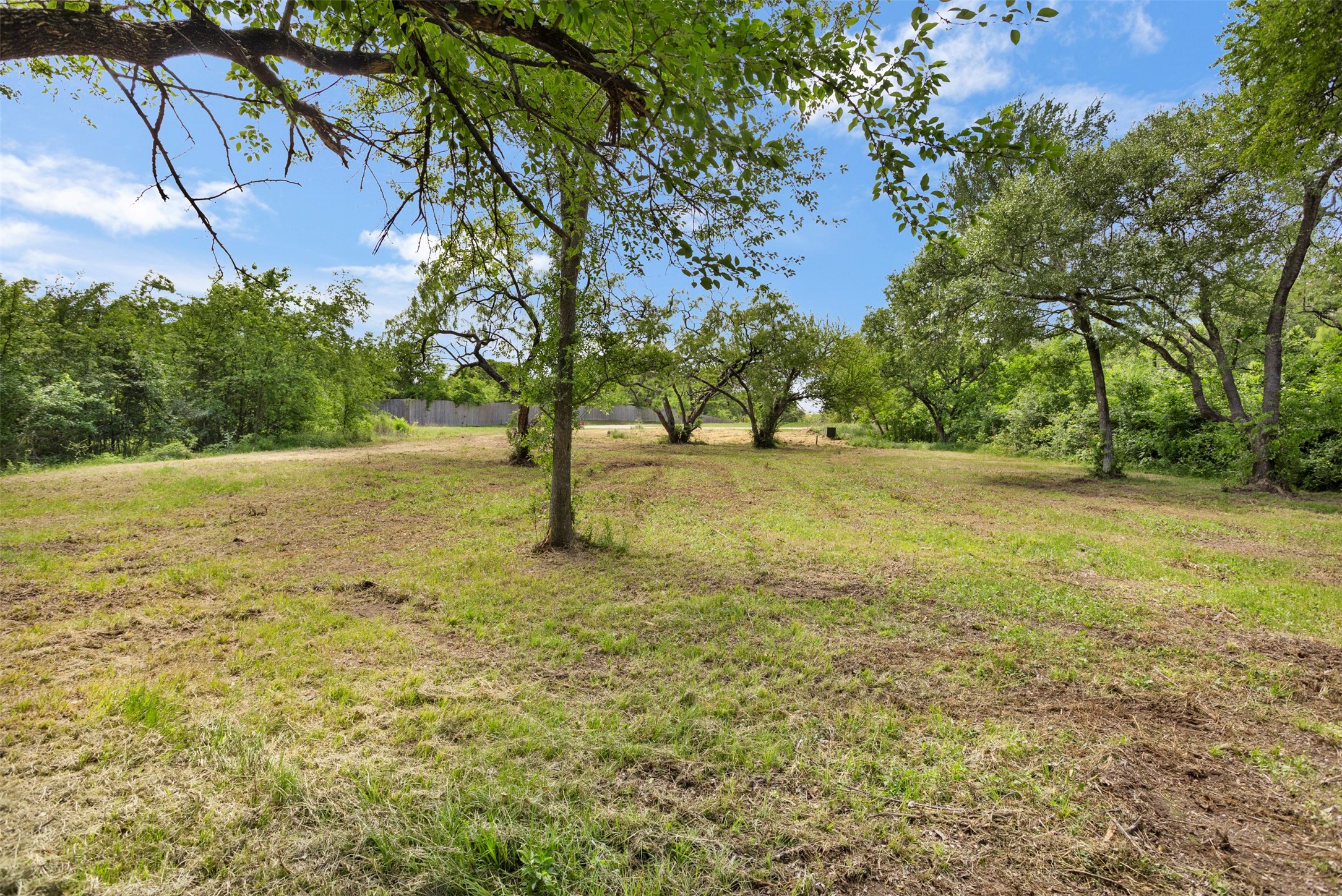 8471 Southern Shore Court Kemp TX 75143