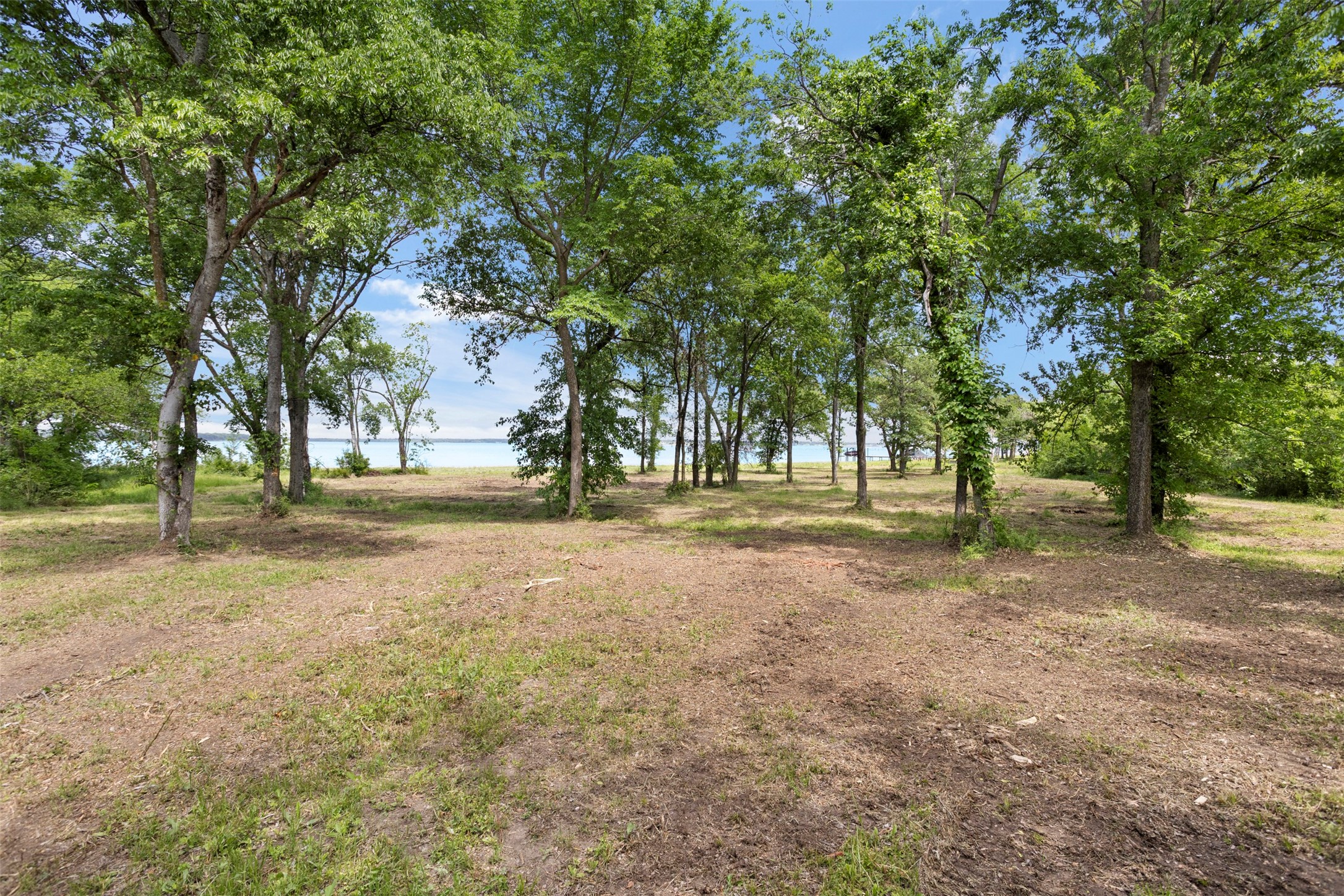 8471 Southern Shore Court Kemp TX 75143