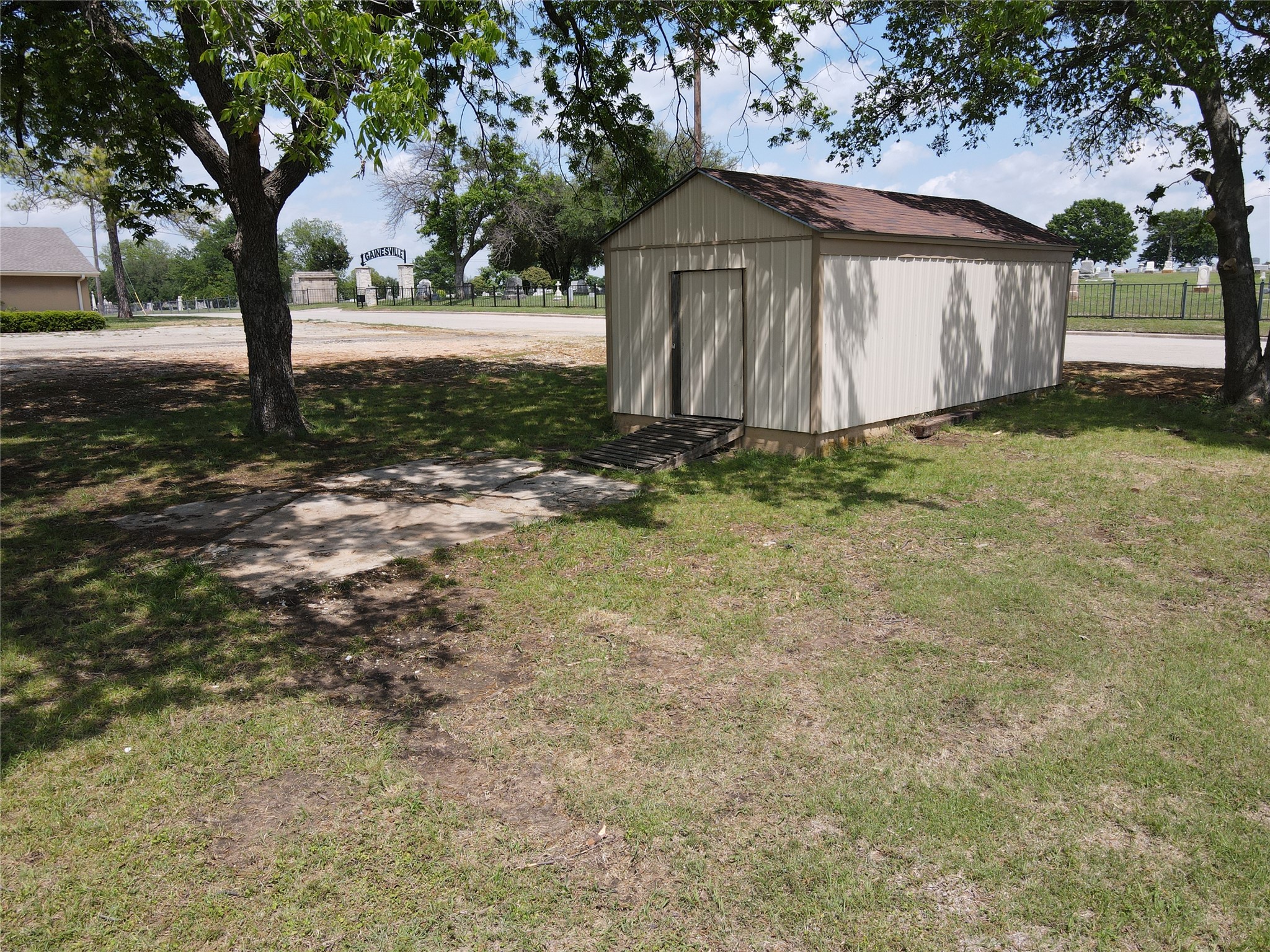 703 Fair Avenue Gainesville TX 76240