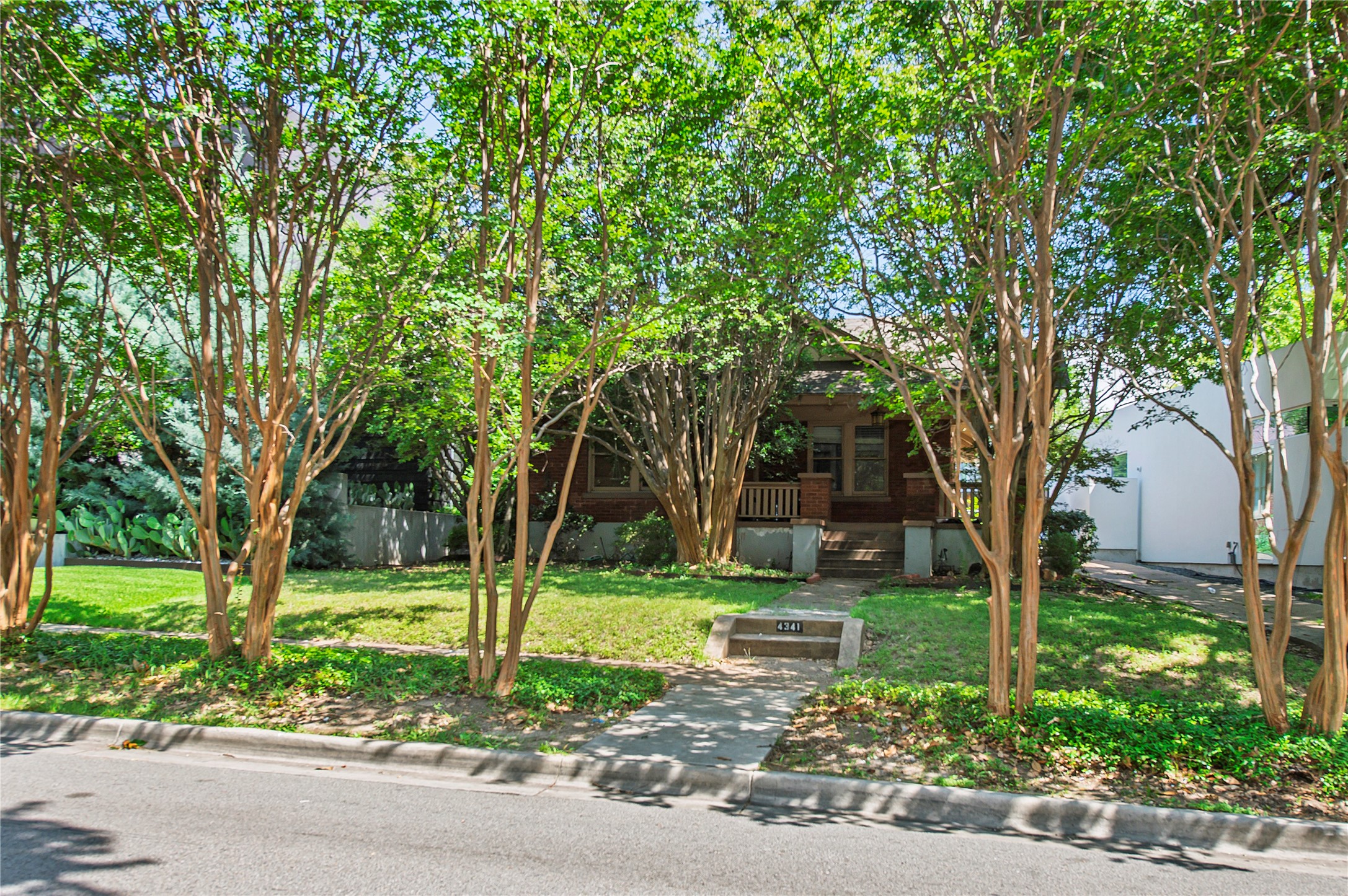 4341 Avondale Avenue Dallas TX 75219