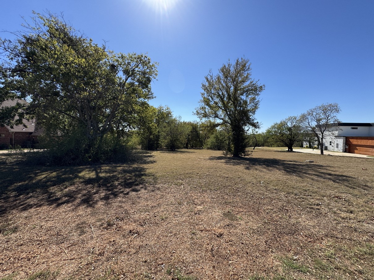 1036 Mallard Pointe Drive Grand Prairie TX 75104