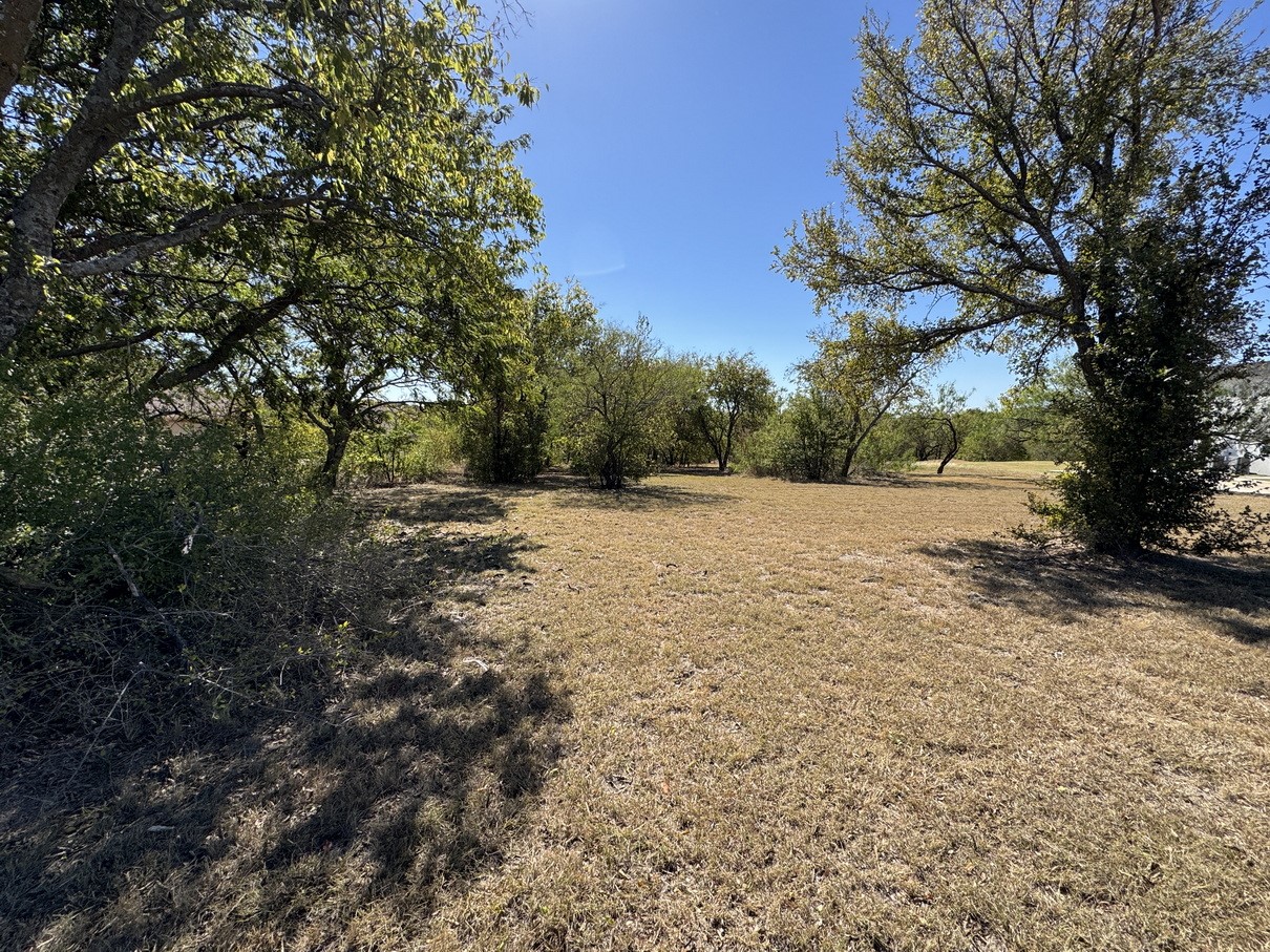 1036 Mallard Pointe Drive Grand Prairie TX 75104