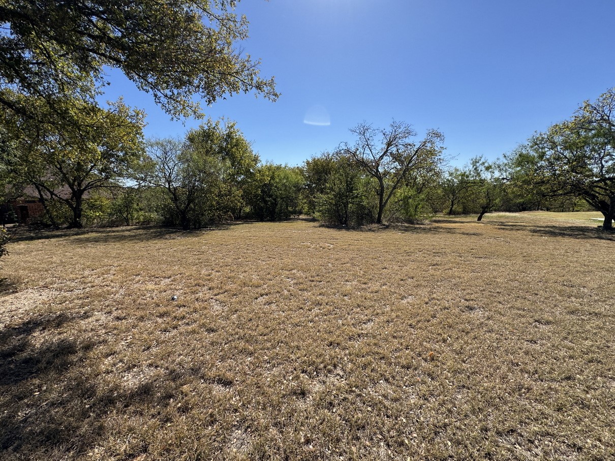 1036 Mallard Pointe Drive Grand Prairie TX 75104