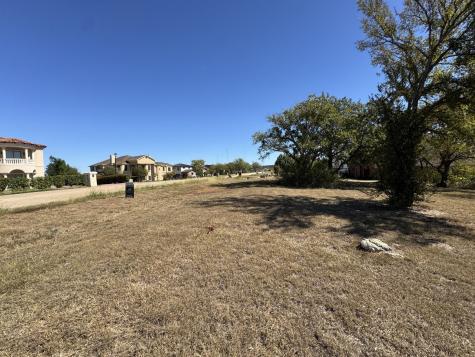 1036 Mallard Pointe Drive Grand Prairie TX 75104