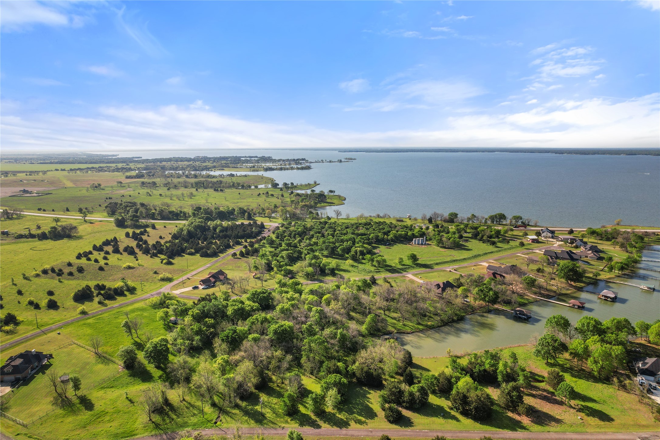 Lot 21,22,23 Embarcadero Kerens TX 75144
