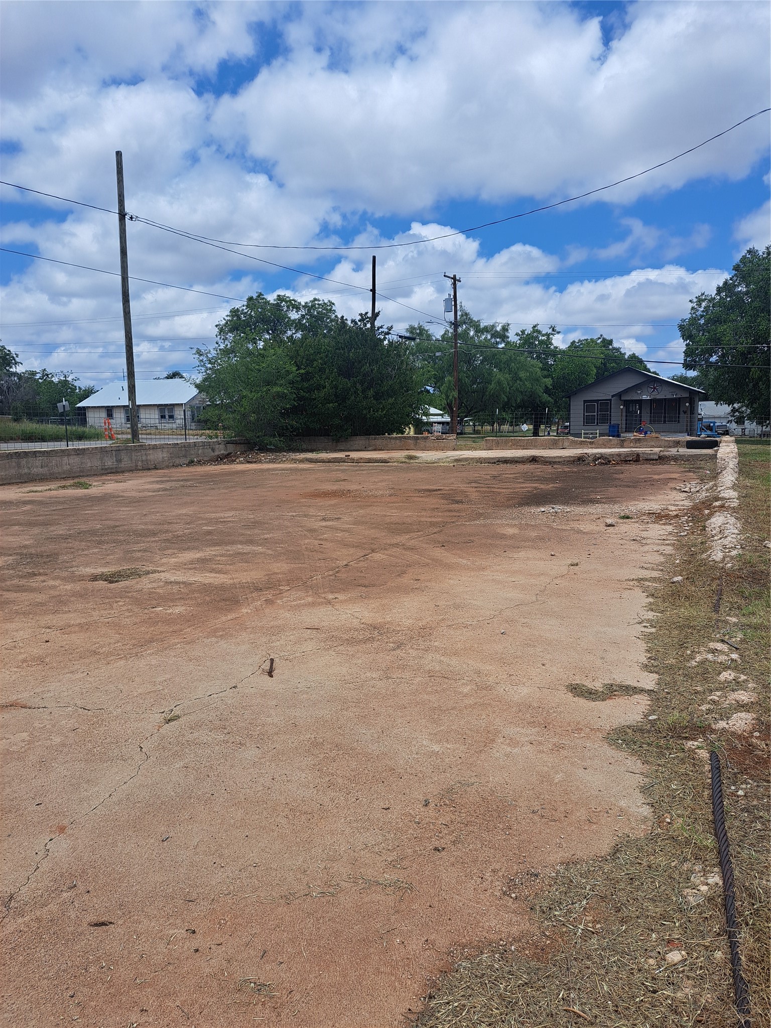 111 W Arkansas Avenue Sweetwater TX 79556