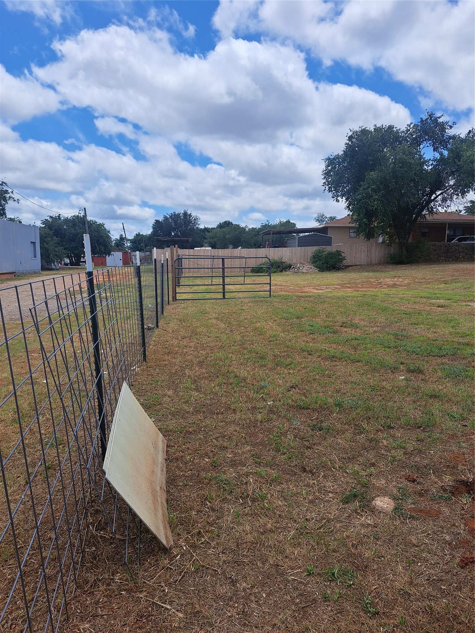 111 W Arkansas Avenue Sweetwater TX 79556