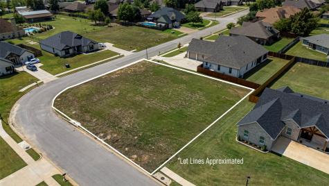 585 Imagine Drive Lindale TX 75771
