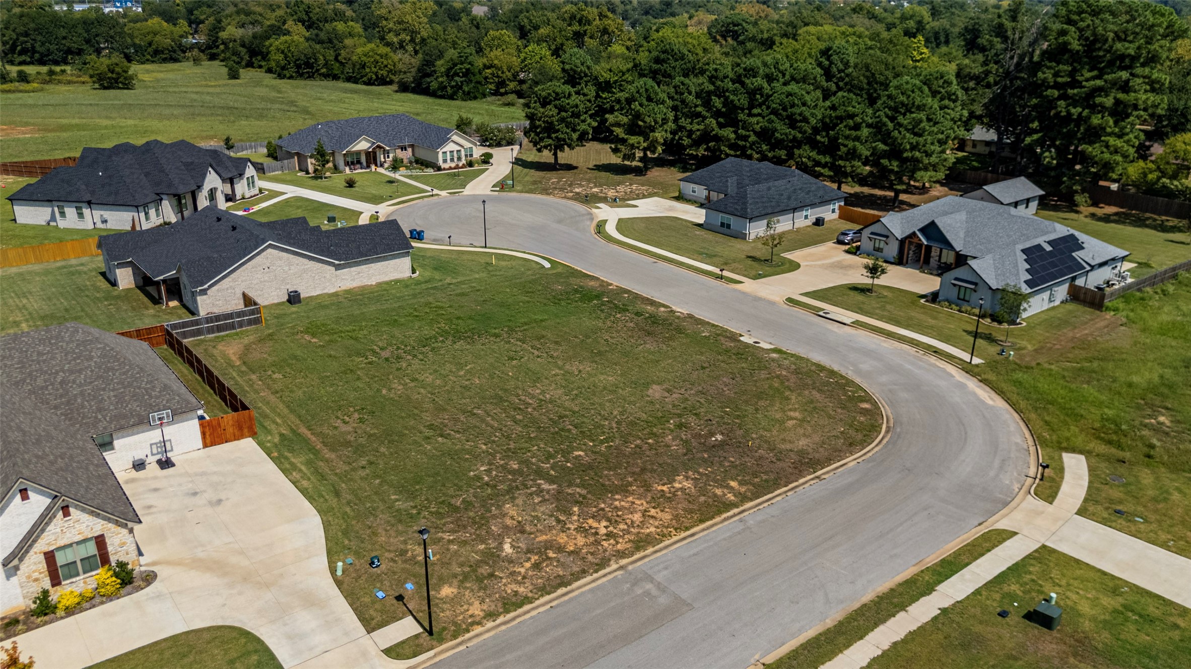 585 Imagine Drive Lindale TX 75771