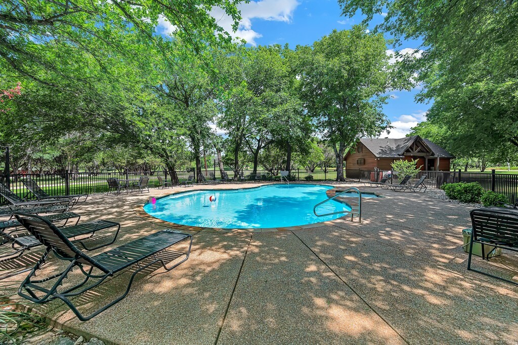 1212 Overlook Court Whitney TX 76692