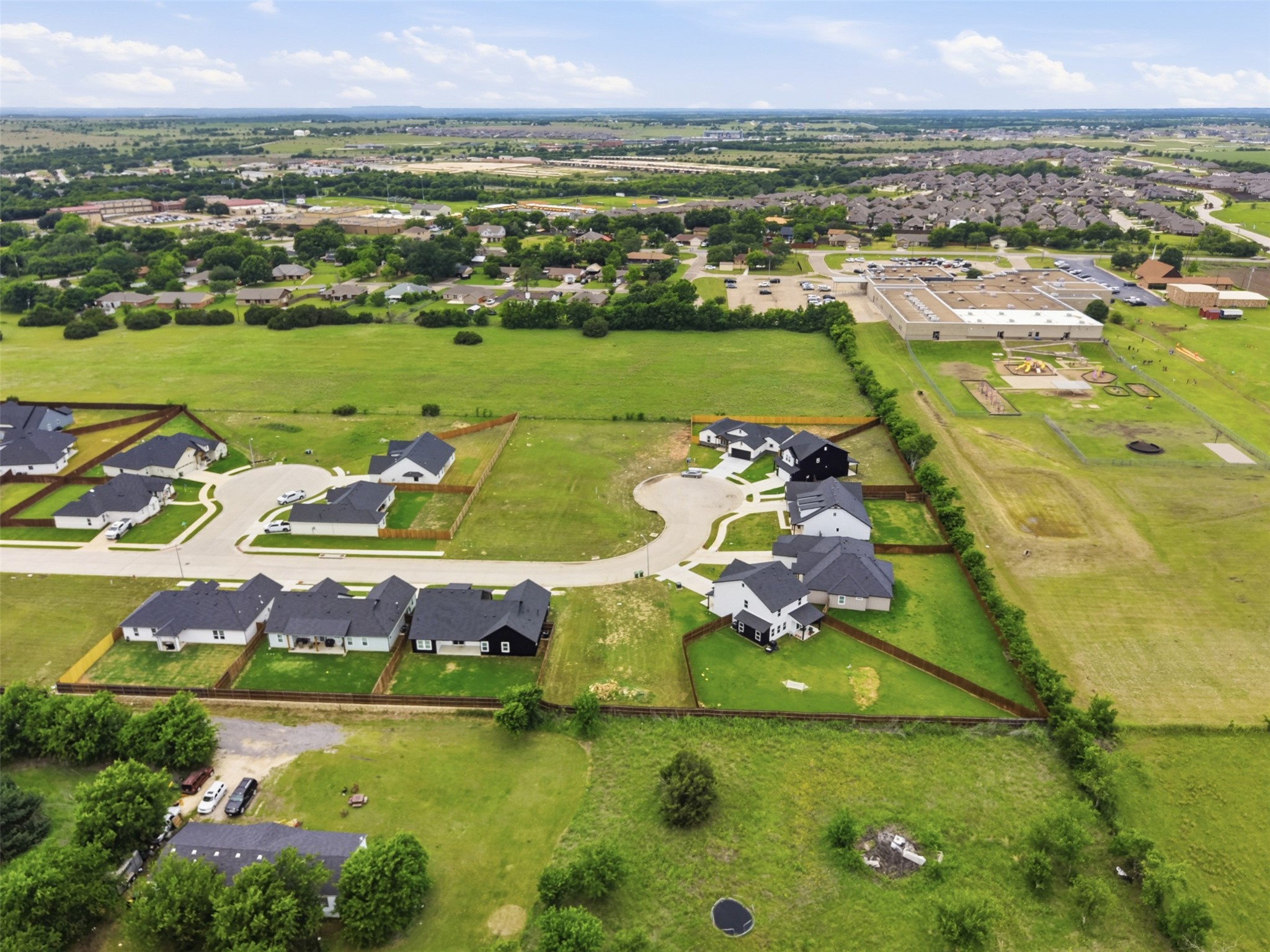 572 Highview Court Godley TX 76044