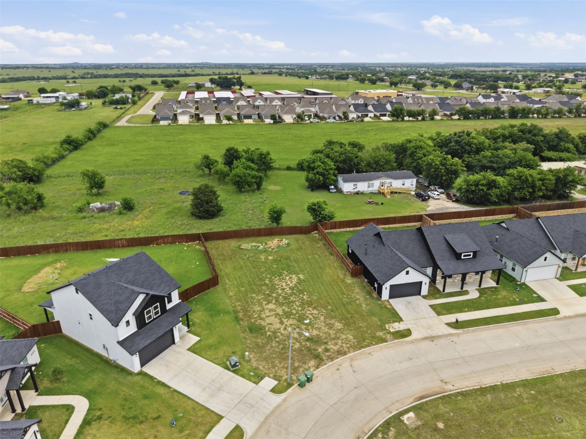 572 Highview Court Godley TX 76044