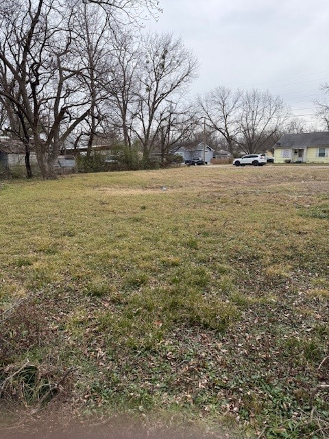 818 W 9th Street Bonham TX 75418