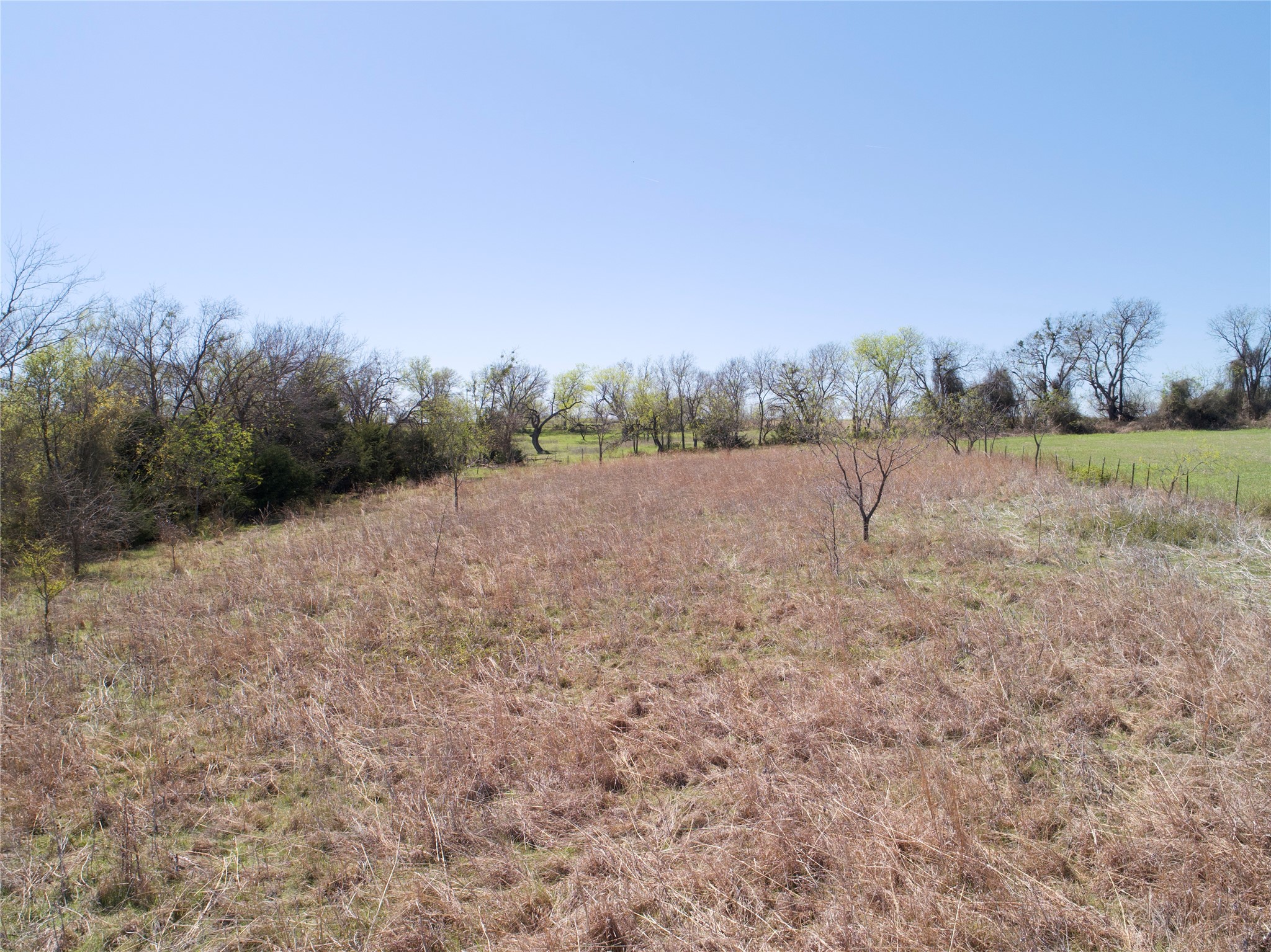 Lot 4 NW County Road 2170 Barry TX 75102