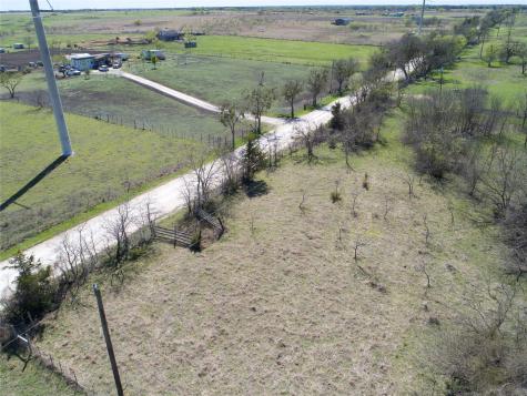 Lot 4 NW County Road 2170 Barry TX 75102