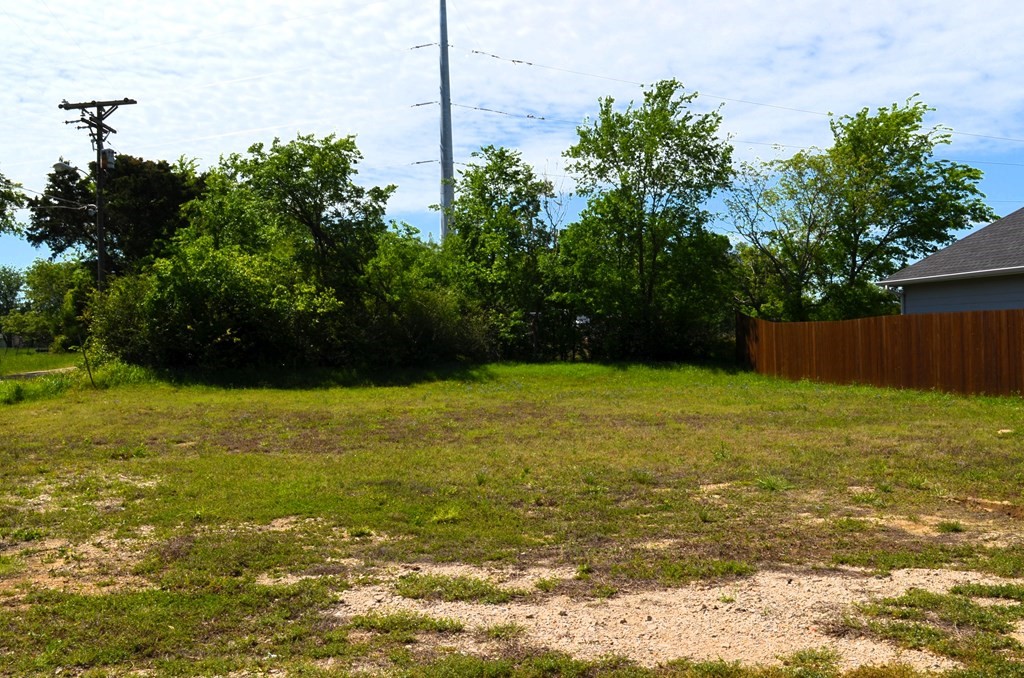 354 Preston Road Mabank TX 75147