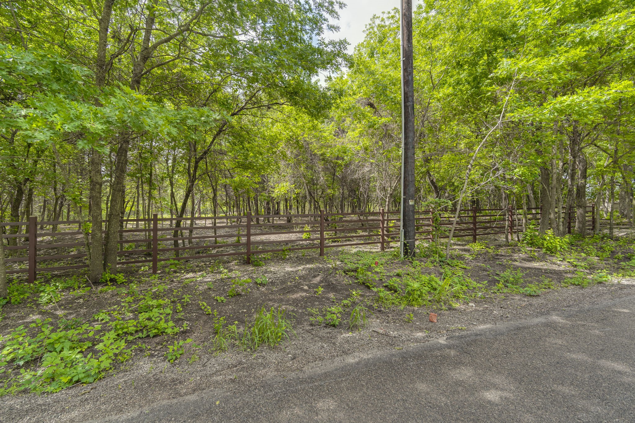 000 Becky Lane Waxahachie TX 75165