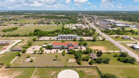 1724 W Henderson Street Cleburne TX 76033