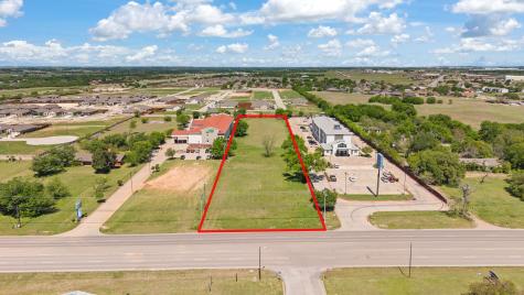 1724 W Henderson Street Cleburne TX 76033