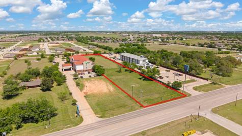 1724 W Henderson Street Cleburne TX 76033