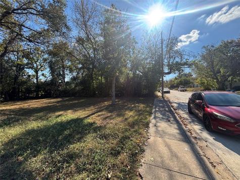 2850 Frost Avenue Dallas TX 75215