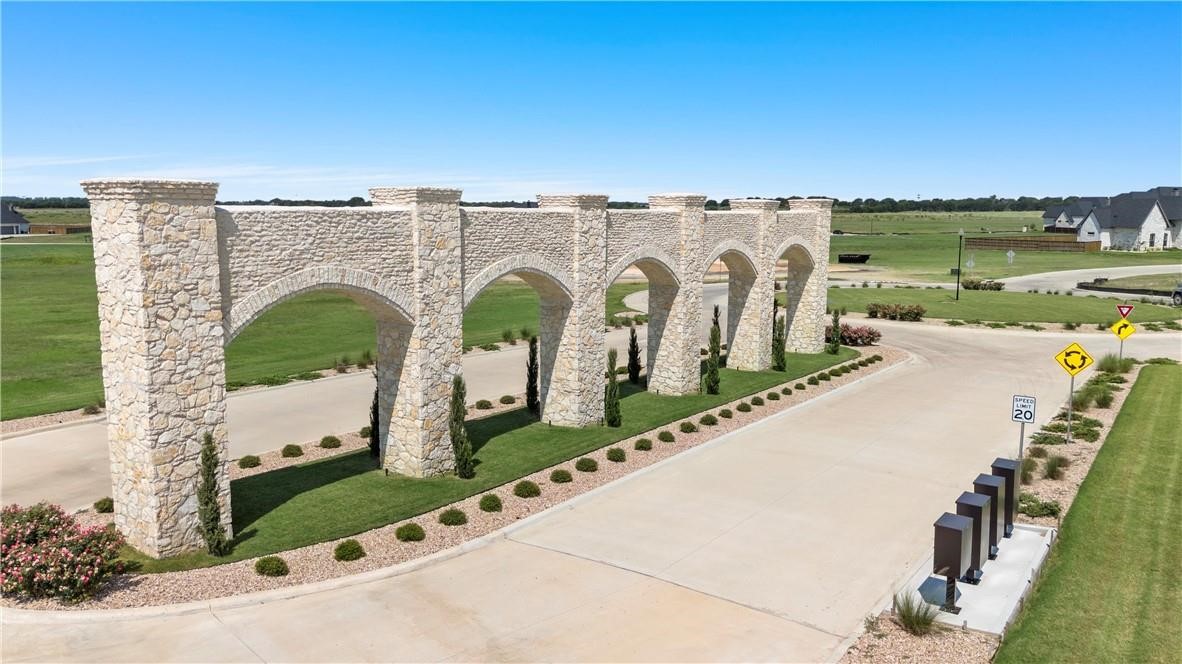 993 Rosenthal Parkway Lorena TX 76655