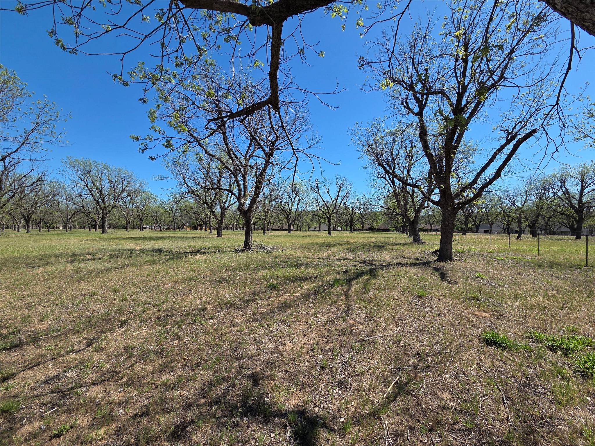 2343 E Landings S Granbury TX 76049