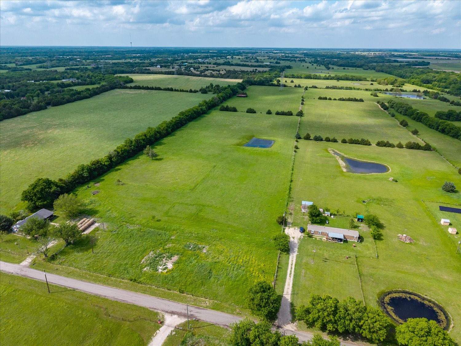 728 County Road 1001 Greenville TX 75401